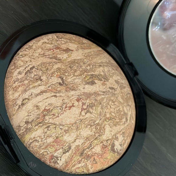 Laura Geller Baked Bronze-N-Brighten Compact Roman Holiday NIB - Picture 4 of 4